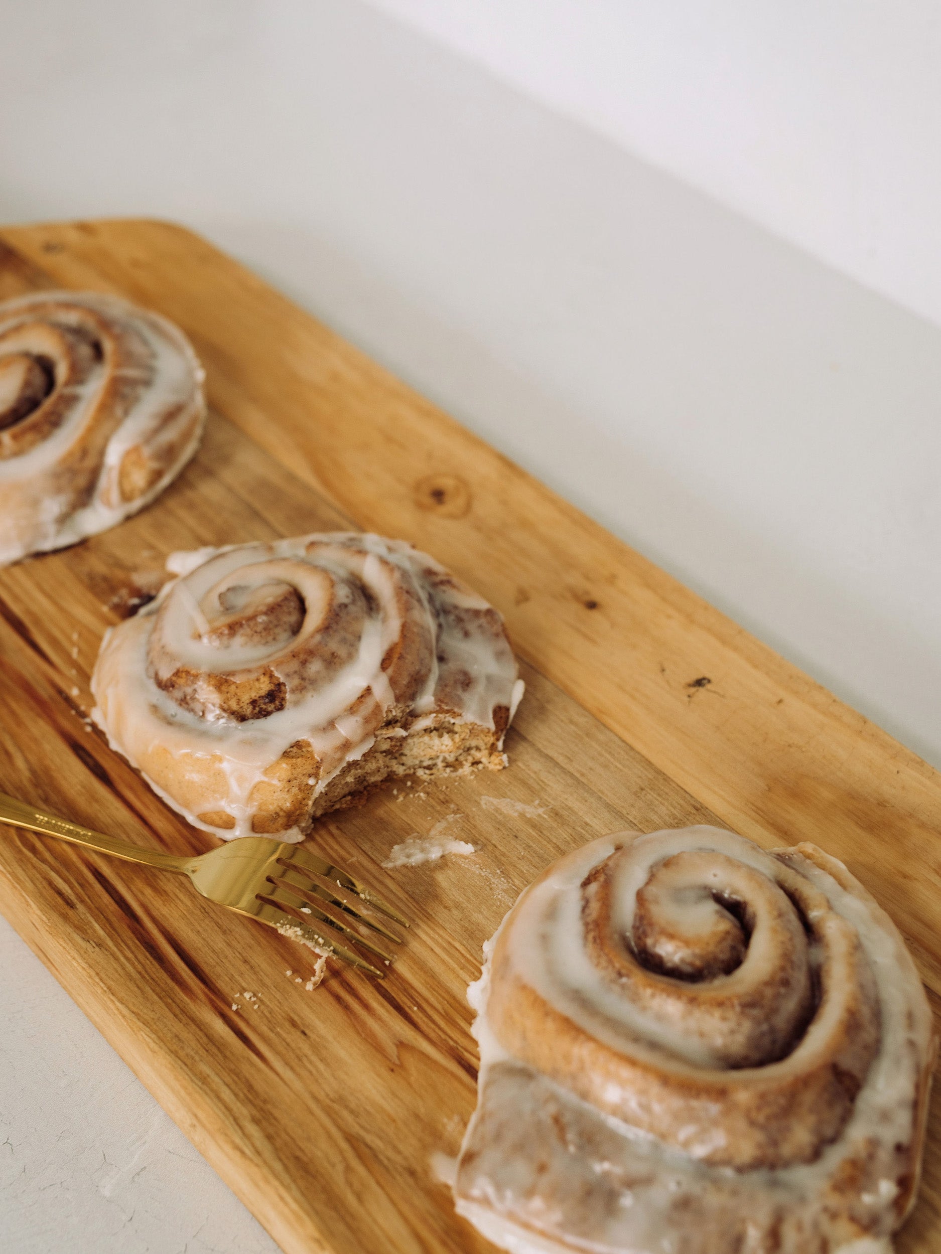 Old Fashioned Buttermilk Cinnamon Rolls