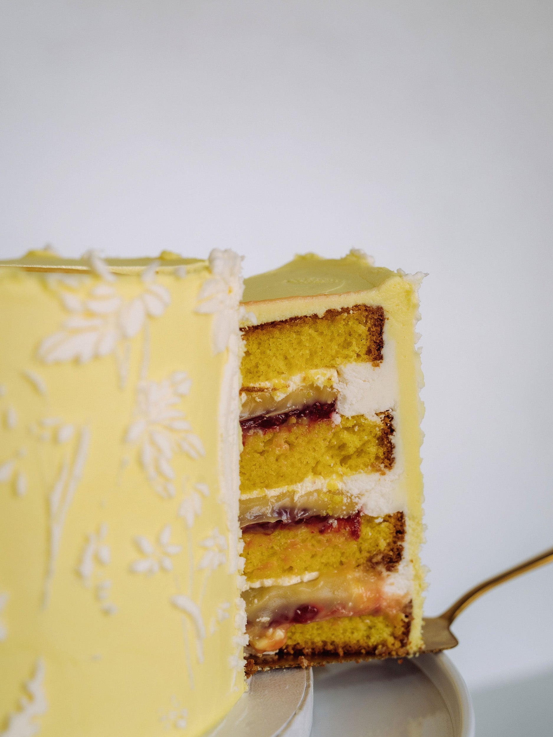 Sunny Florals Lemon Cake